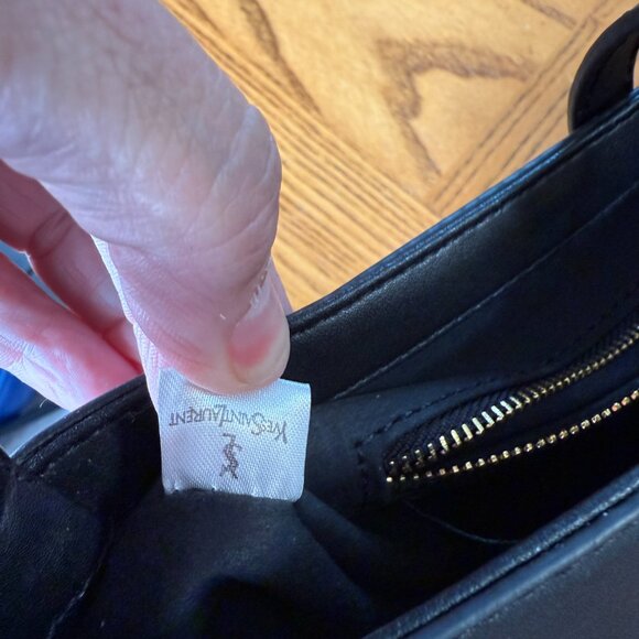 Black Shoulder Bag with Gold Hardware | Designer Inspired - Picture 15 of 16